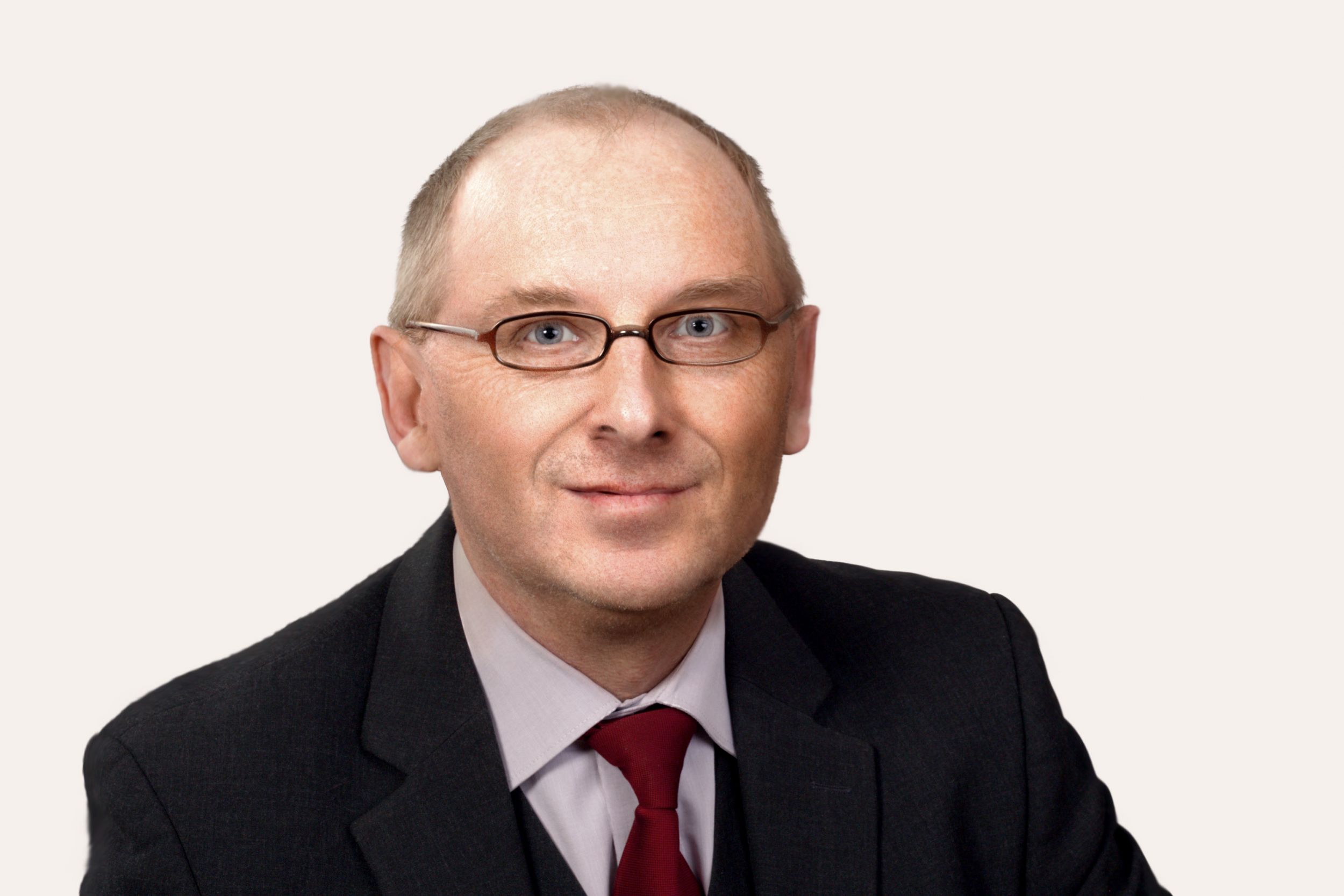 Carsten Lindner<br>Bestatter